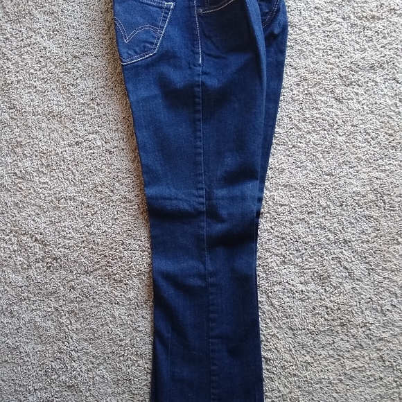 Levi's 529 Curvy Bootcut Jeans - Picture 3 of 6